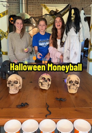 Halloween moneyball!! Who’s the best?? #familygamenight #familyfun #gameswithfriends #halloweengames #halloween