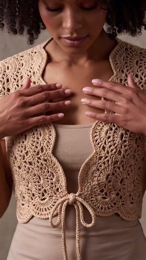 Crochet shell bolero written pattern link in bio #crochet