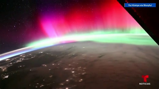 Así se ve una aurora boreal desde el espacio. | Noticias Telemundo