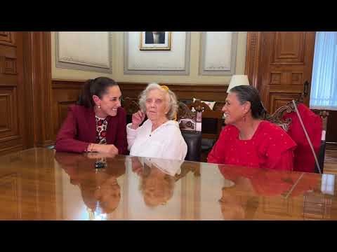 Feliz de compartir con Elena Poniatowska y Jesusa Rodríguez momentos excepcionales.