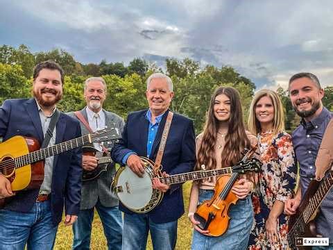 The Steve Bruce Band at the Williamsburg Gospel Barn! - "Let's All God Down To The River"