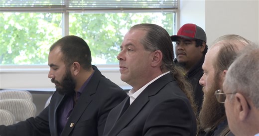 Twin Falls automotive enthusiasts propose leasing county land for a new industry-standard drag strip