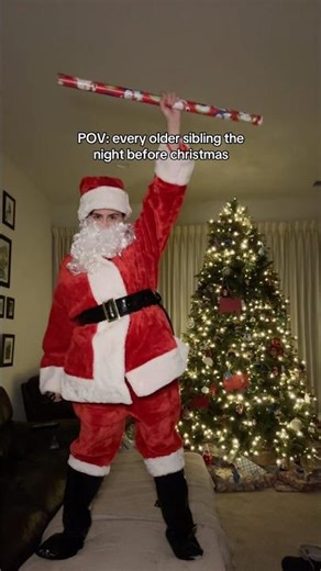 It’s CRUNCH TIME PEOPLE 🎅🏽 #shorts #relatable #siblings