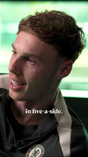 Cole Palmer clashes with Tosin Adarabioyo when picking his five-a-side team of Chelsea players... 🤣