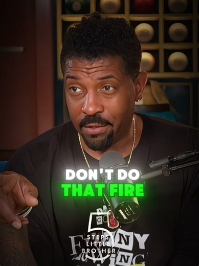 Deon Cole's Hilarious Open Mic Fire Trick Disaster