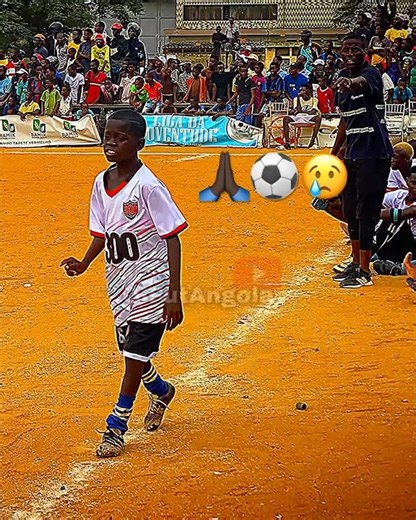 African child's football skills ⚽️🙏🏿