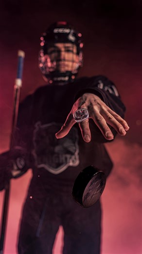 William Cumberland on Instagram: "Insane goalie save! 🥅 @cdarenakc #hockey"