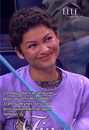 Zendaya dans les tribunes du Chase Center pour soutenir les Golden State Valkyries lors des WNBA Finals. Originaire d’Oakland, l’actrice n’a pas caché son enthousiasme pour l’équipe féminine de la baie de San Francisco. ✨ #basketball #girls #girlssupportgirls #zendaya #wnba