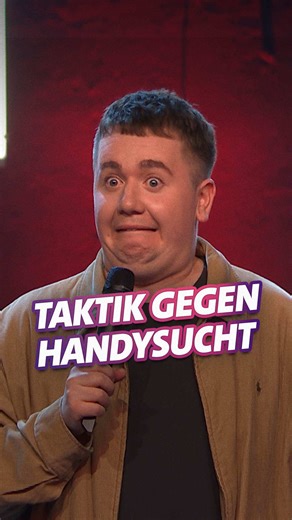 Ich kann das erklären...🤫 @simonmanncomedy beim Comedy Clash SWR/2025 Der Comedy Clash ist Deutschlands einziges Stand-Up-Turnier live auf dem Twitch-Kanal der ARD. 👉🏼 Den ganzen Auftritt findest du auf unseren YouTube-Kanal oder in der @ARD Mediathek. #StandUp #ARDStandUp #Comedy #ComedyClash #SimonMann