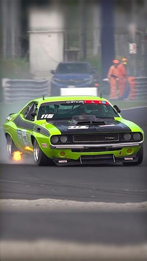 720hp 9.4L Big Block 1970 Dodge Challenger T/A racecar sound😱