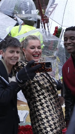 Perfect start to our 60th anniversary celebration 💫 | Star Trek