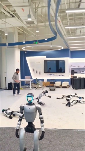 You Can’t Keep This Robot Down! 🤖