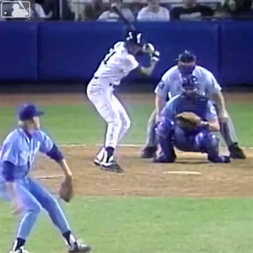 That time Deion Sanders hit an inside-the-park MLB home run and scored a NFL touchdown in the same week ⚾️🏈https://t.co/ODgbqGV7qG