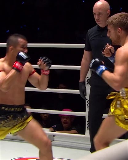 When Jonathan Haggerty went BEAST MODE against Nong-O 😱 Will “The General” retain the bantamweight kickboxing throne at ONE SAMURAI 1? 🔴 Watch ONE SAMURAI 1 LIVE on PPV 👉 live.onefc.com #ONESAMURAI1 | Wed, Apr 29 at 2:30PM JST 🌏 Global PPV 👉 Link in Bio 🇯🇵 Live on U-NEXT 🎟️ Tickets 👉 Link in Bio