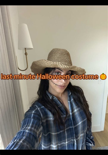 Easy Last-Minute Scarecrow Costume Idea 🎃 | Amazon Finds