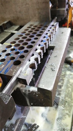USING BAND SAW IN CUTTING MACROSTRUCTURE SAMPLE FROM TUBESHEET PRIOR ETCHING IN LABORATORY