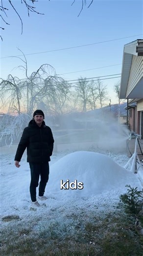 We made snow for our neighborhood kids!❄️
