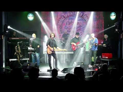 Thunder Road "A Tribute To Bruce Springsteen" performing "The Promised Land"