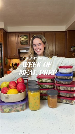 Vegan Meal Prep Ideas: Tofu, Gyros & Broccoli Cheddar Soup
