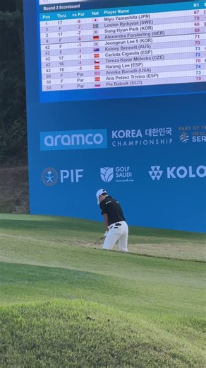 #Sung Hyun Park’s spectacular bunker shot on the final 18th hole! # 박성현# 남달라
