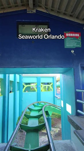 waited a hour for this 😭#rollercoaster | Mako Seaworld