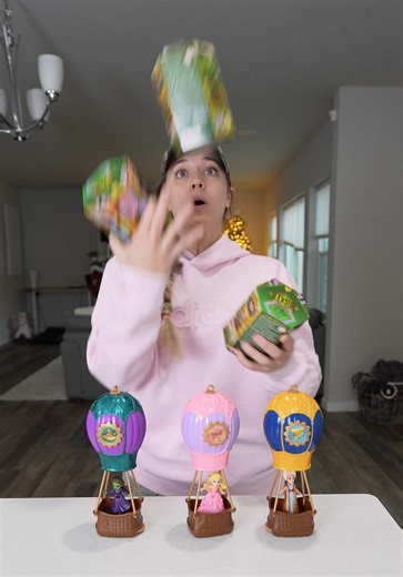 Wicked 1 or Wicked 2?? 💚😱💖 #fyp #foryou #foryoupage #wicked #unboxing @Wicked: For Good @Universal Orlando Resort @Universal Pictures