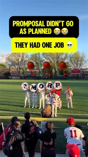 When your friends help you with promposal 😭😅