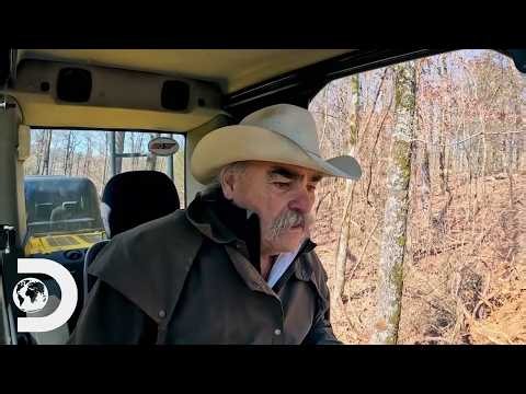 Marty Raney Digs 10ft Well To Uncover Massive Hidden Spring | Homestead Rescue