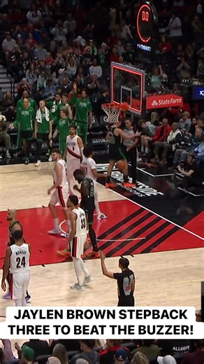 Jaylen Brown with the stepback three to beat the buzzer! He ends 1H with 27 PTS 🤯 BOS-POR • NBA League Pass Tap to watch ➡️ https://www.nba.com/how-to-watch-game-redirect/0022500444?partnerRef=NBA&platform=Facebook&surface=Post | NBA