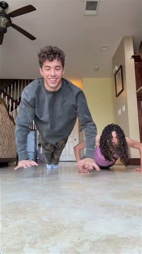 Push-up challenge! @JennyHoyos