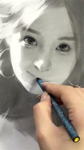 Please believe in the charm of brushe! #drawing #charcoaldrawing #portraitdrawing #charcoalshading