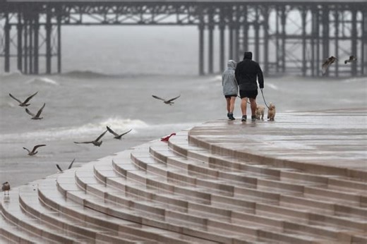 Bank Holiday weekend weather: Hotter than Hawaii - but the rain may come