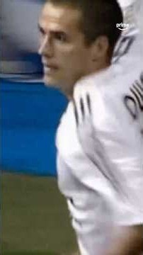 Why Michael Owen's time at Real Madrid was cut short 😳🇪🇸 #RealMadrid #RMCF #RealMadridCF