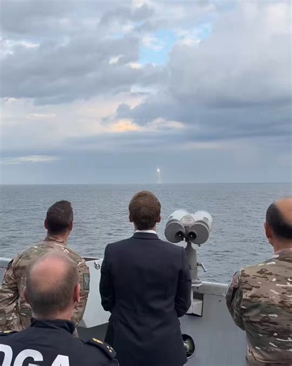 BREAKING: France conducted the first test launch of its new M51.3 nuclear-capable ballistic missile from a nuclear-powered submarine, the defense ministry said. https://t.co/0KlwKYotiW