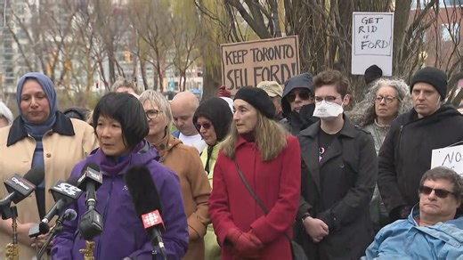 Toronto mayor fights back against province's legislation to take over Billy Bishop Airport