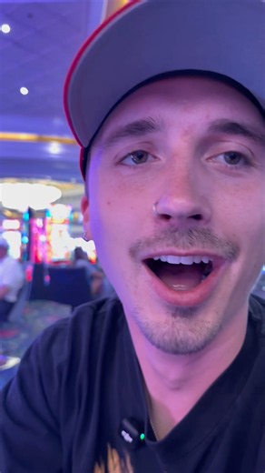 I DIDN’T EVEN KNOW THIS WAS POSSIBLE! #explore #slot #casino