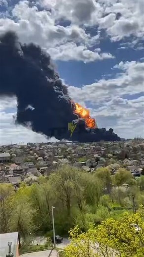 In Dnipropetrovsk, containers with fuel and lubricants continue to explode 🧐