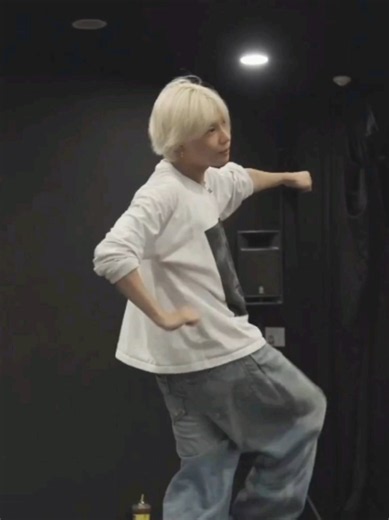 Float choreography practice - TAEMIN PHASE1_SoftViolence