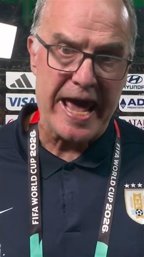 🇺🇾💥 ¡BIELSA SE VOLVIÓ 'LOCO'! 🤬⚽ | Telemundo Deportes