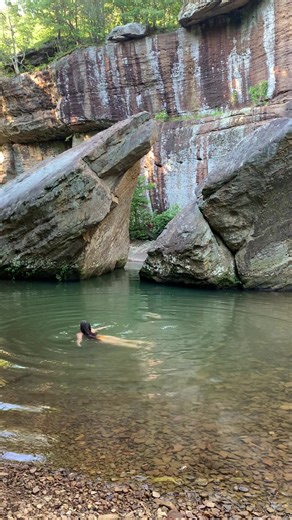 Devils Backbone in Bell Smith Springs Scenic Area #chicago #indiana #illinois #thingstodoinchicago #shawneenationalforest
