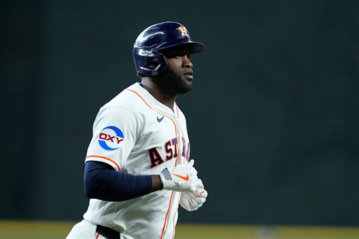 Yordan Alvarez hits 1 of Astros' 4 homers off Rangers' Jacob deGrom in 4-1 win