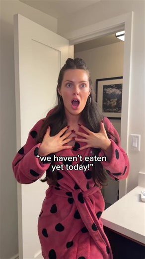 Aspen Night Out: Outfit Inspirations from Sisters