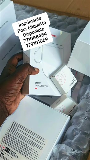 Machine imprimante pour étiquettes parfumerie #ideedebissnes #tymaseduction #commententreprendre #fournisseulhuilparfum #senegalaise_tik_tok @Snap Cité Gadaye 👻🥳😂❤️🤍 @Diodio Glow skin