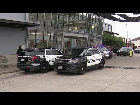 HEB on San Felipe temporarily shut down after former employee shows up, points gun at security guard