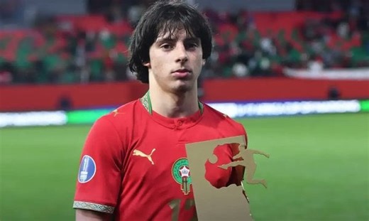 'ميسي المغرب' يشعل صراعاً مبكراً بين ريال مدريد وبرشلونة وتشيلسي يتمسك بموهبته - Lematin Sports