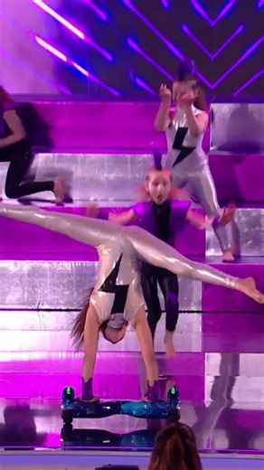 Gravity didn't stand a chance with these little rockstars! 🤘🤸‍♀️