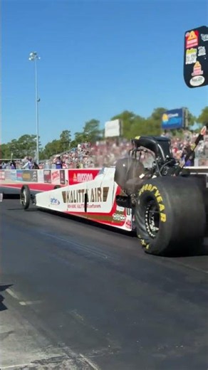 Shawn Langdon making some noise! #NHRA