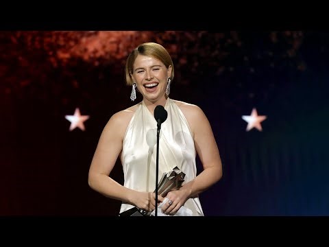 Why Jessie Buckley Says Filming Hamnet Felt "Pretty Sexy” | Critics Choice Awards 2026