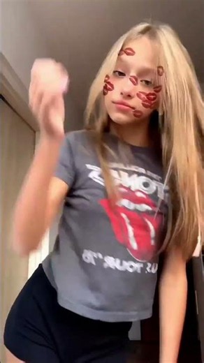 Menina Dançando