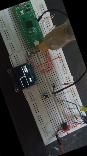 DIY Oscilloscope with Pico (Real-Time + Frequency Display) #embedded #arduino #picopc #piboy